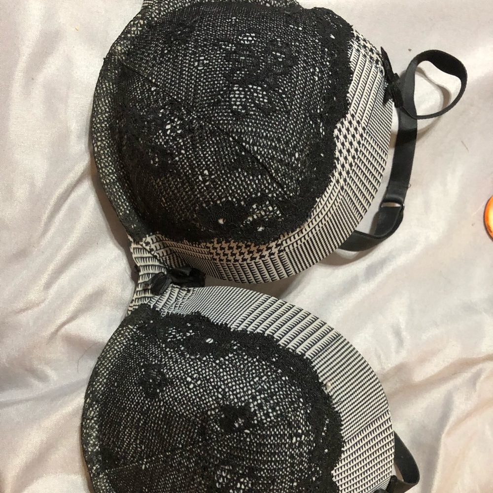 34D